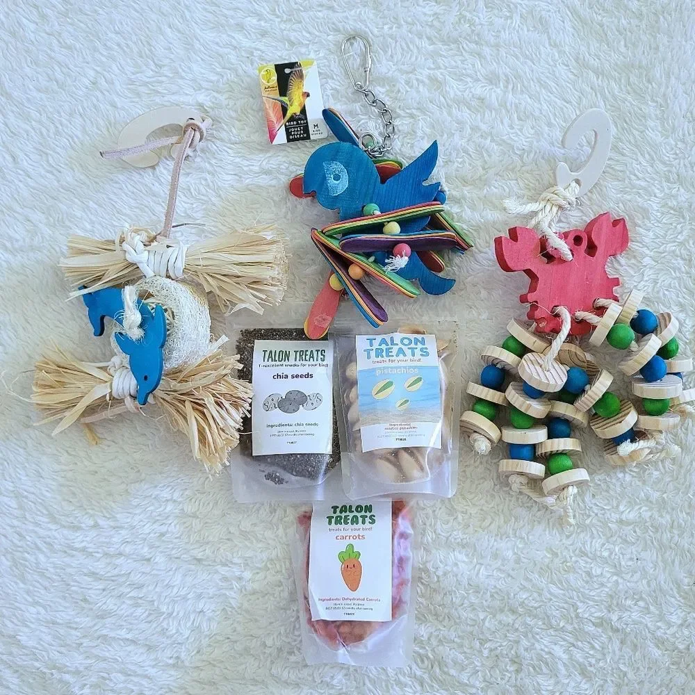 ✨️HP 4X✨️BIRD🐦 Toys For Medium Sized Parrots🦜 (3) and Bird Treats (3)